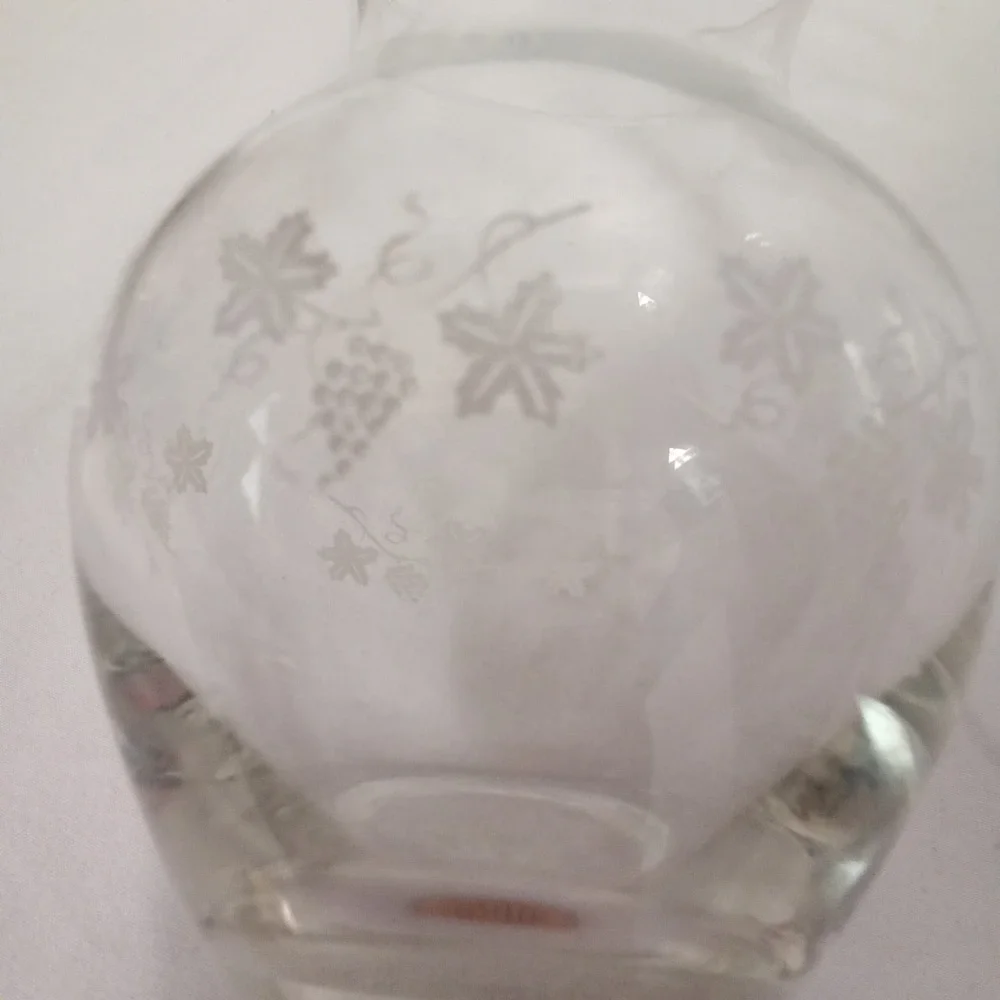 N/A clear glass
